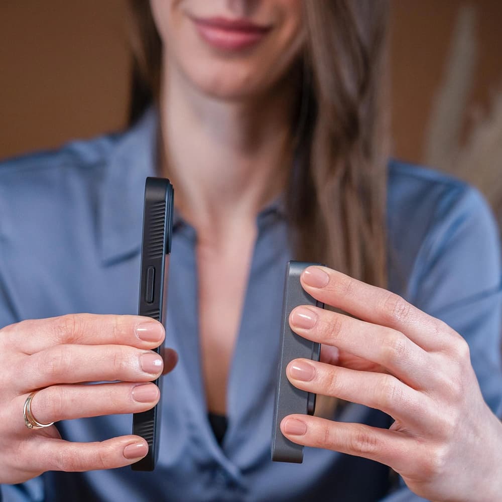 3mk Smoke MagCase pro iPhone 16 Pro Max černý - náhled 3