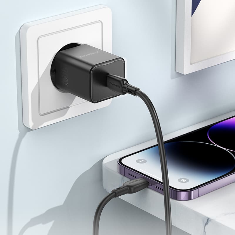 Adaptér Borofone BN13 s funkcí rychlonabíjení 30W černý - náhled 4