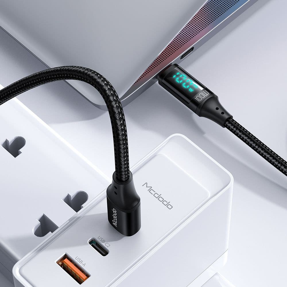 Mcdodo - datový kabel (CA-1100) - Type-C na Type-C, s digitálním displejem, nylonové opletení, hliníková slitina, 100W, 1,2m - černý - náhled 5