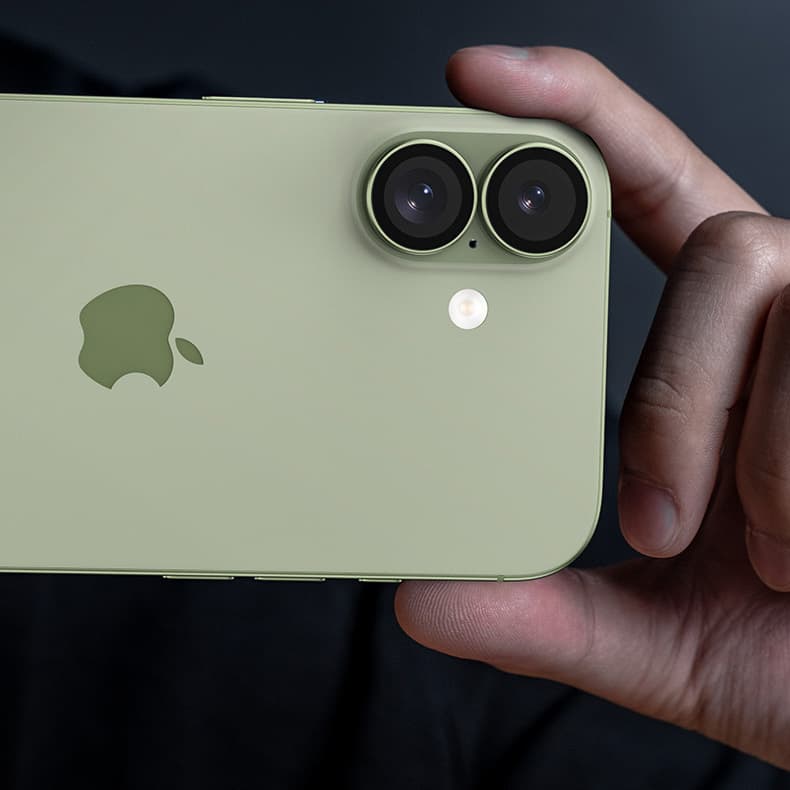 Ochranné tvrzené sklo na čočku fotoaparátu pro iPhone 17 Benks Glass Warrior zelené - náhled 5