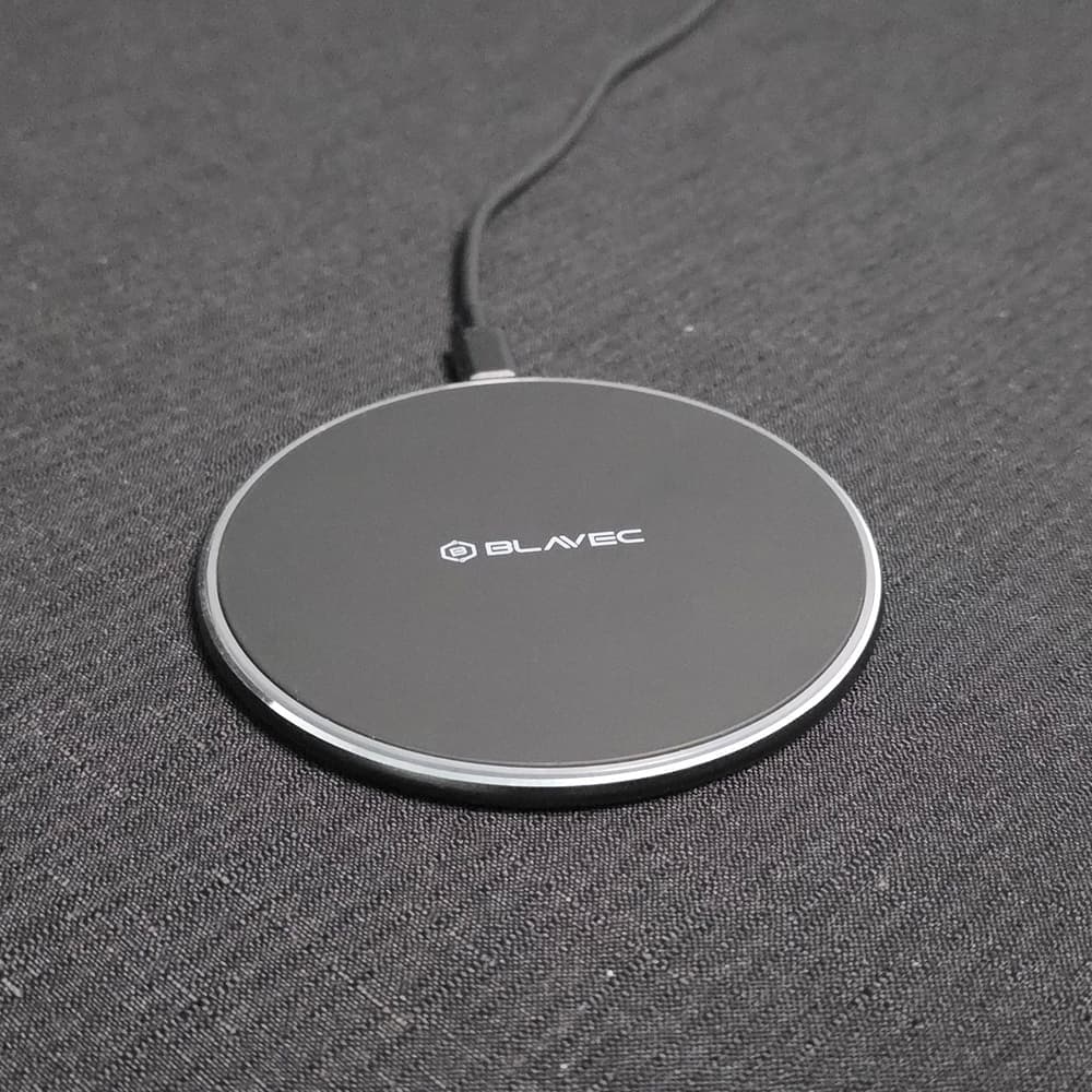 Bezdrátová nabíječka Blavec BQI-06 Qi 15W UniCharge (BQI06-QIB) matte black - náhled 5