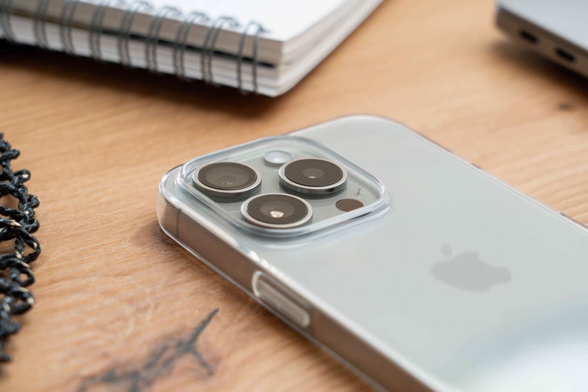Zadní kryt Swissten Clear Jelly pro Apple iPhone 17 Pro Max průhledný - náhled 3