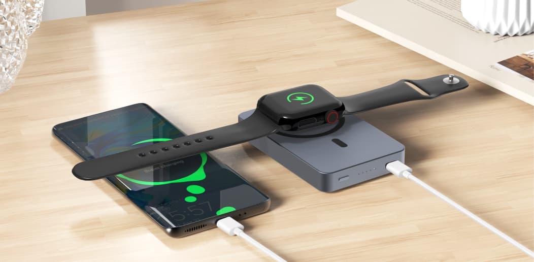 Powerbank Swissten Fusion 10000 mAh s nabíjením Apple Watch (kompatibilní s magsafe) stříbrná - náhled 3
