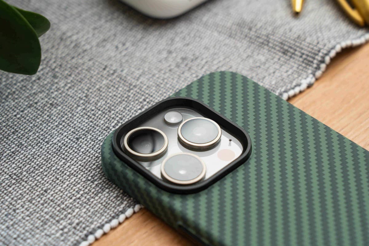 Zadní kryt Swissten Magstick Shell pro Apple iPhone 17 Pro zelený - náhled 4