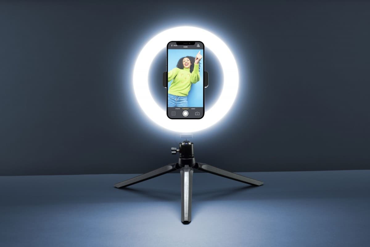 Tripod Cellularline Selfie Ring s LED osvětlením pro selfie fotky a videa, černý - náhled 4