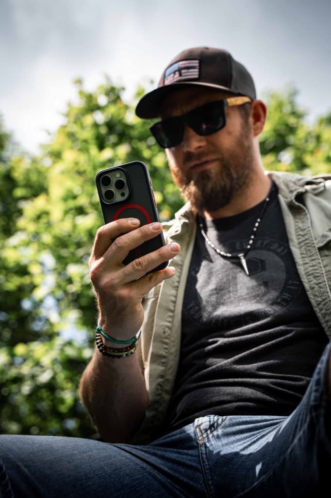Tactical MagForce Hyperstealth 2.0 Kryt pro iPhone 13 Black/Red - náhled 4