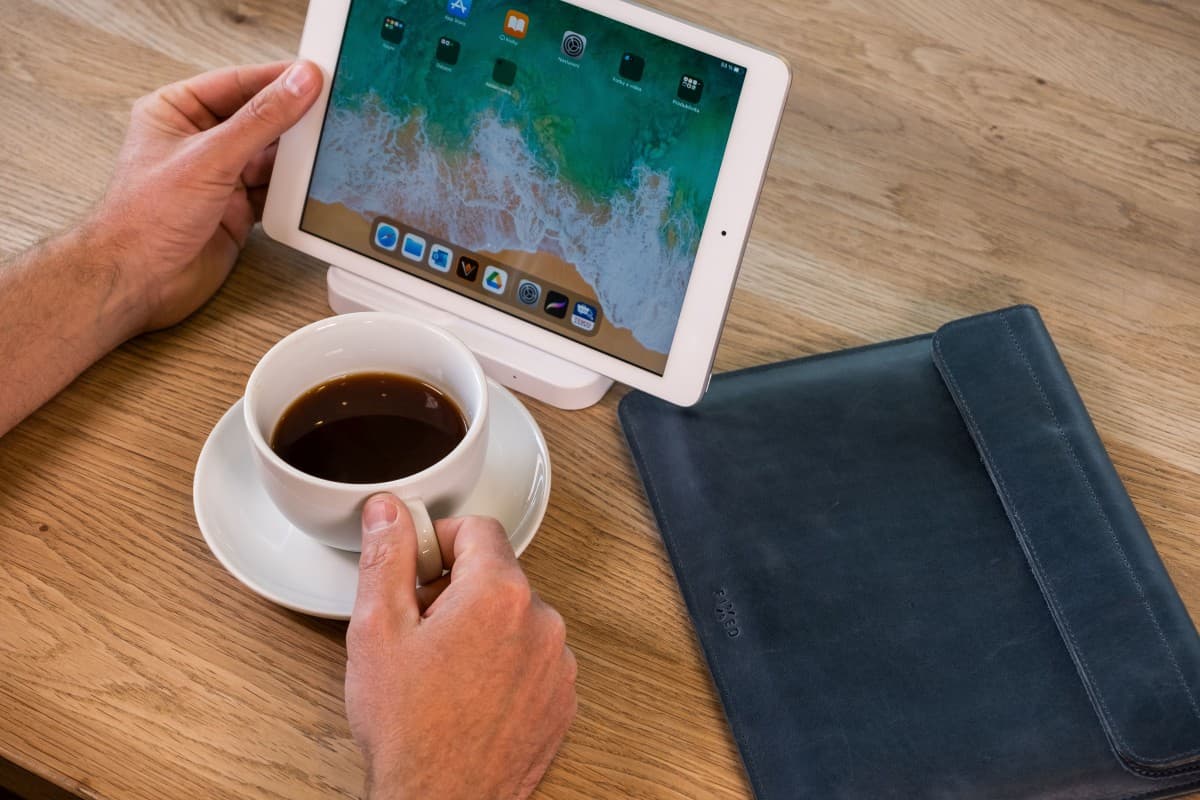 Kožené pouzdro FIXED Oxford pro Apple iPad Pro 12,9" (2018/2020/2021/2022) s klávesnicí Folio, modré - náhled 5